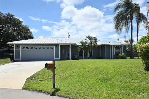 2617 SW Elrod Ct, Port Saint Lucie, FL 34953