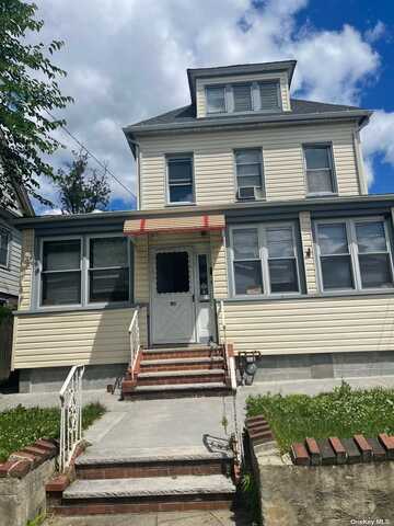 149-17 Delaware Avenue, Flushing, NY 11355