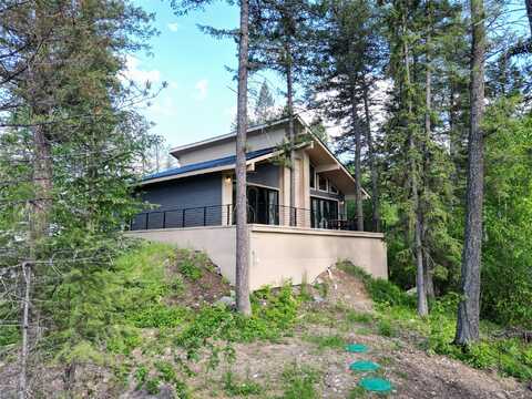 421 Seville Lane, Coram, MT 59913