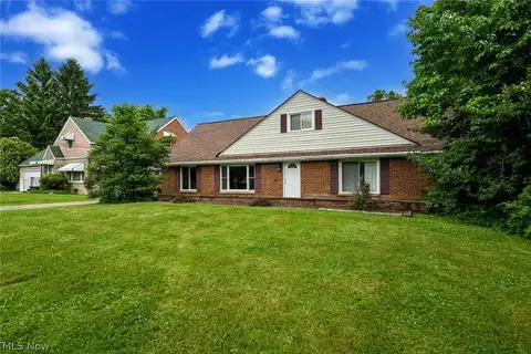 6161 E Wallings Road, Broadview Heights, OH 44147