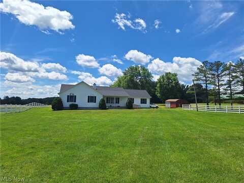 16841 Kinsman Road, Middlefield, OH 44062