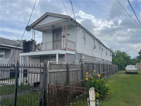 2621 LOUISA Street, New Orleans, LA 70117