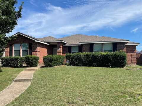 1044 Bumble Bee Drive, Lancaster, TX 75134