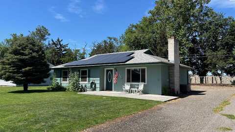 1315 Cottonwood Dr., Richland, WA 99354