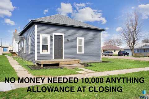 301 S Carpenter St, Tripp, SD 57376