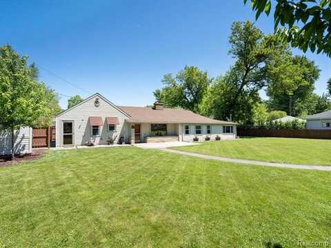 488 Little Avenue, Cottrellville, MI 48039