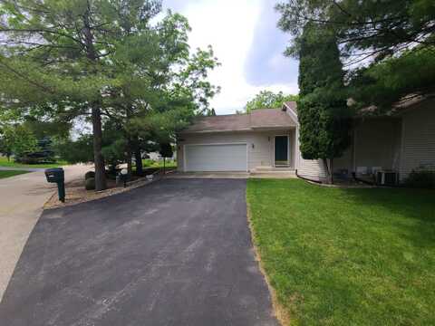 1037 Saddle Ridge, Portage, WI 53901