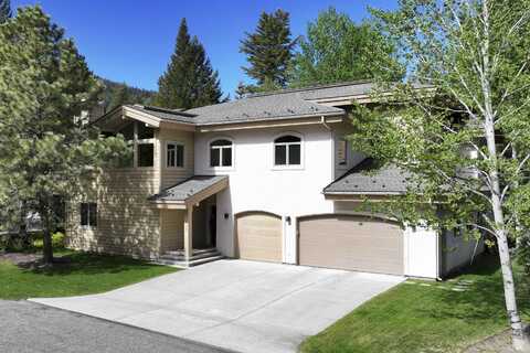 216 Cedar Dr, Ketchum, ID 83340