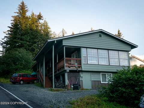 200 Davis Avenue, Cordova, AK 99574