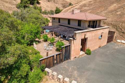 3320 Robinson Creek Road, Ukiah, CA 95482