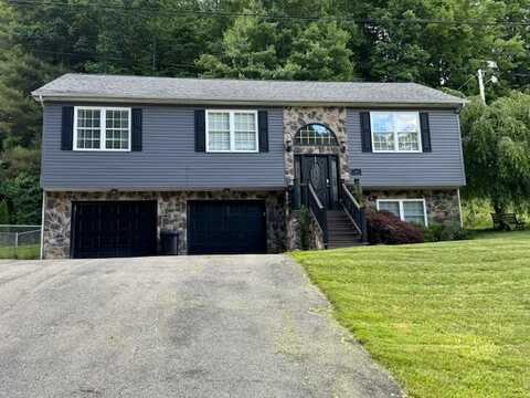 214 SKYVIEW DRIVE, BECKLEY, WV 25801