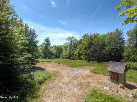 115 Town Hill Rd, Sandisfield, MA 01255