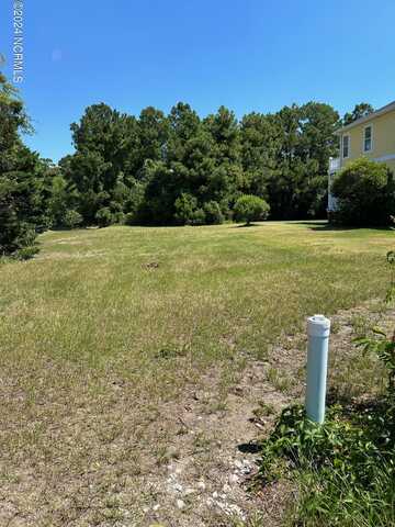 4820 O'Quinn Boulevard, Southport, NC 28461