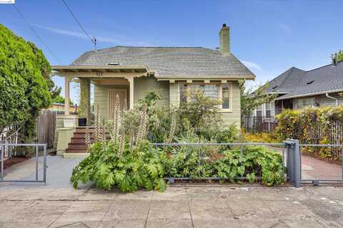 923 Arlington Ave, Oakland, CA 94608