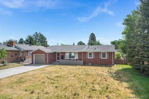 3935 MCCOMB AVE, Cheyenne, WY 82001