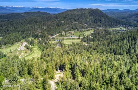 215 White Cloud Dr, Sandpoint, ID 83864