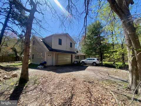 64 GROVE AVENUE, BROWNS MILLS, NJ 08015