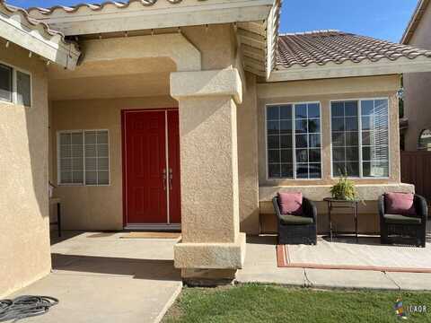 1151 Chaparral Dr, El Centro, CA 92243