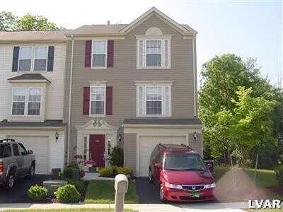 4031 Clubhouse Court, Upper Saucon, PA 18034