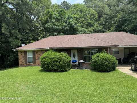 148 Thousand Oaks Circle, Jackson, MS 39212