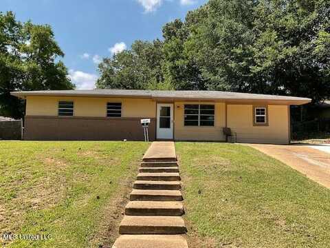 5129 Andover Drive, Jackson, MS 39209