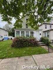 77 Old Broadway, New Hyde Park, NY 11040