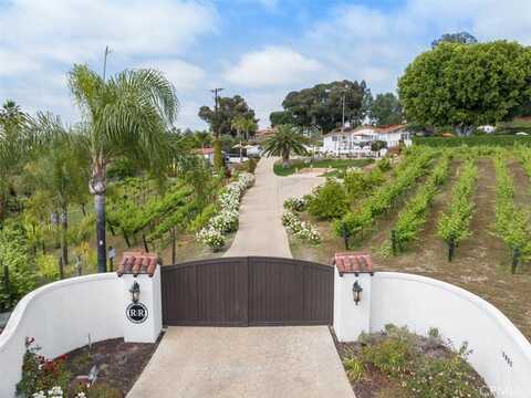 1651 Scooter Lane, Fallbrook, CA 92028