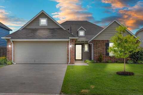 117 Dp Newman Circle, Kiefer, OK 74041