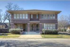 2200 College Avenue, Fort Worth, TX 76110