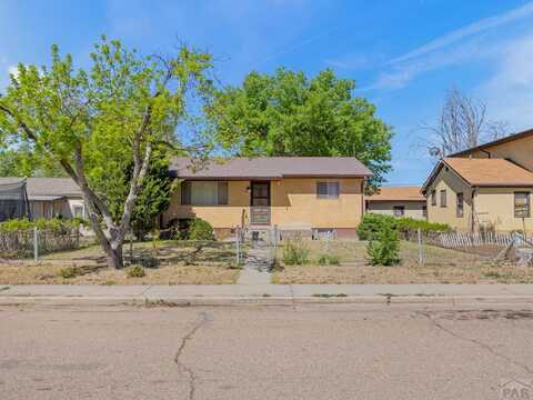 2529 Wyoming Ave, Pueblo, CO 81004