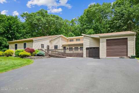 5520 Elmwood Drive, Tannersville, PA 18372