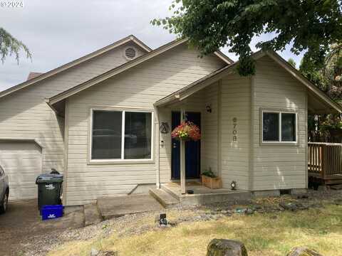 6708 CAMELLIA CT, Springfield, OR 97478