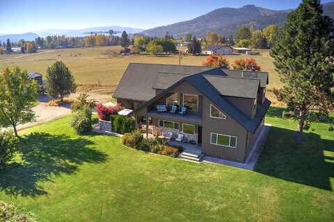 304 River Run Rd, Other, ID 83841