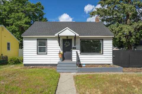 4911 N Cedar St, Spokane, WA 99205