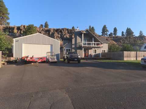 19108 W Bunker Rd, Cheney, WA 99004