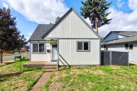 8Th, LONGVIEW, WA 98632