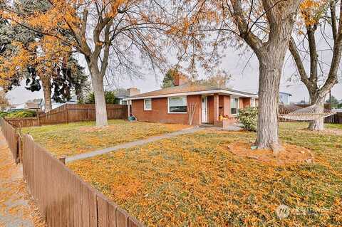 Ivy, MOSES LAKE, WA 98837