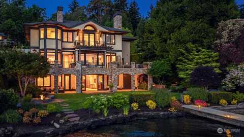 Champagne Point, KIRKLAND, WA 98034
