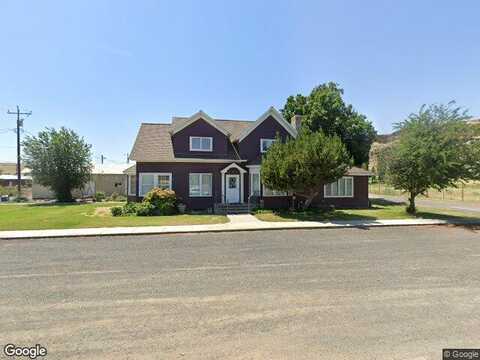 W Cooper Avenue, Washtucna, WA 99371