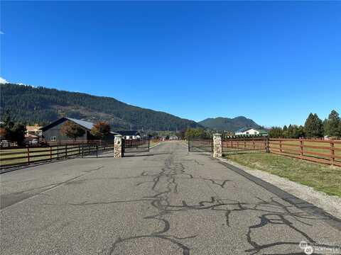 Old Cedars Road, Cle Elum, WA 98922