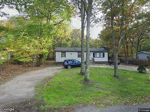 Norfleet Ln, MEDFORD, NY 11763