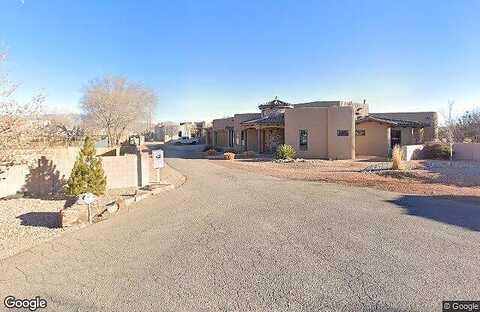 Villa Doro, ALBUQUERQUE, NM 87104