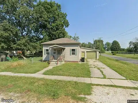 North, ROODHOUSE, IL 62082