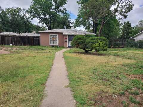 2507 9th Avenue, Canyon, TX 79015