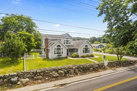 141 Niantic River Road, Waterford, CT 06385