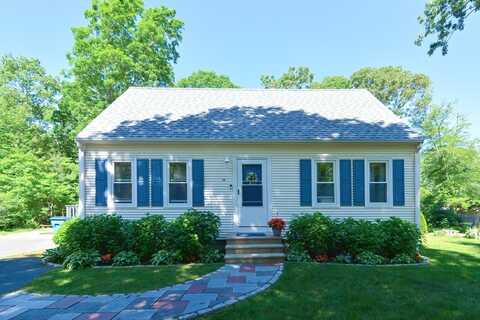 50 Clearwater Dr, Falmouth, MA 02536