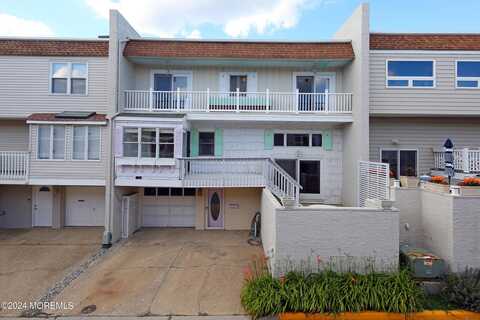 15 Village Road, Sea Bright, NJ 07760