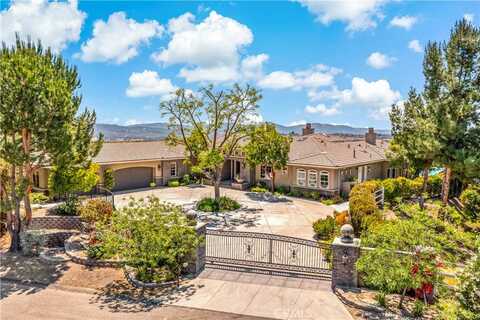 42111 Chaparral Drive, Temecula, CA 92592