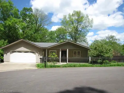 2005 Connect Road, Norton, OH 44203