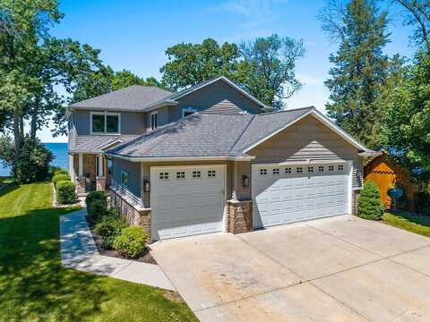 4797 EDGEWATER BEACH Road, GREEN BAY, WI 54311